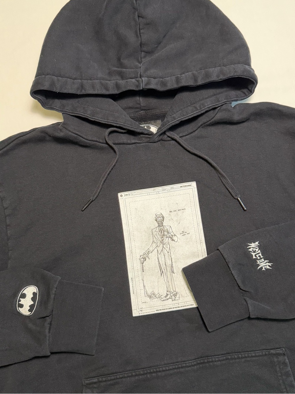 Batman Welcome Skateboards Joker Hoodie Men L Grunge Dark Emo Goth Comics Scary